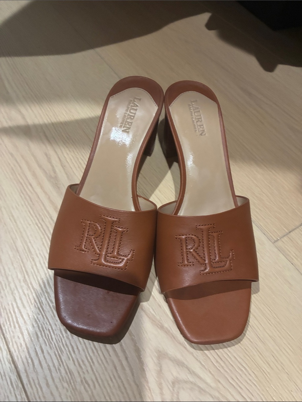 Lauren Ralph Lauren Tan Leather size 7.5 Embroidered RL Slide Mules